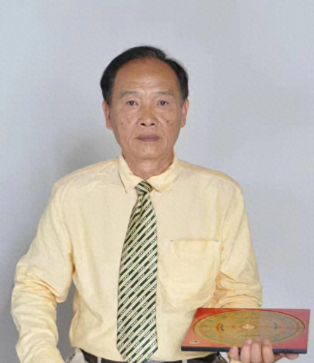 肖金满