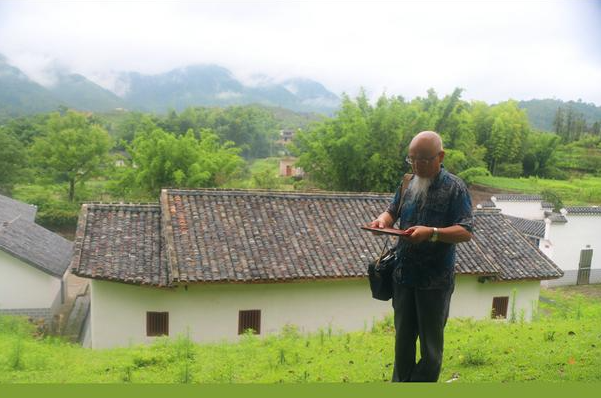 李怡江