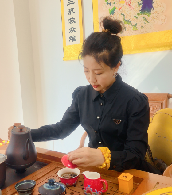 张凤琴