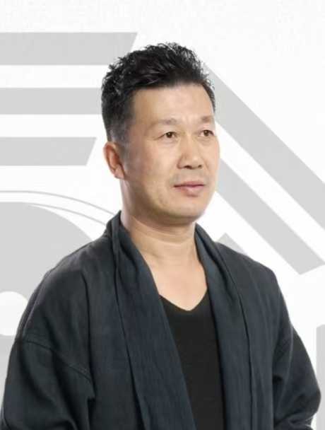 蒋易翀