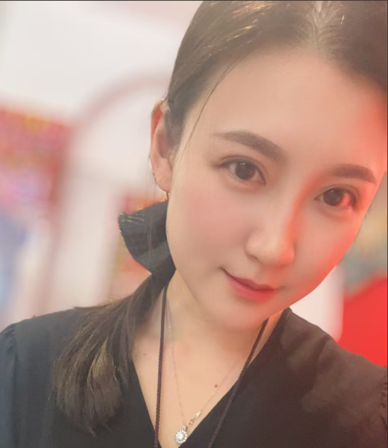 张倩