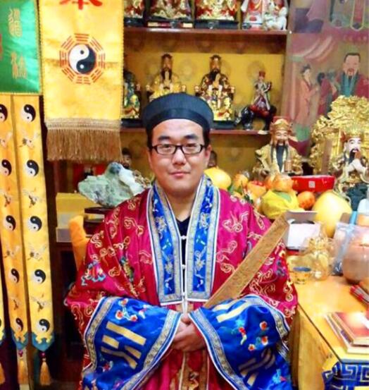 高静谦副院长