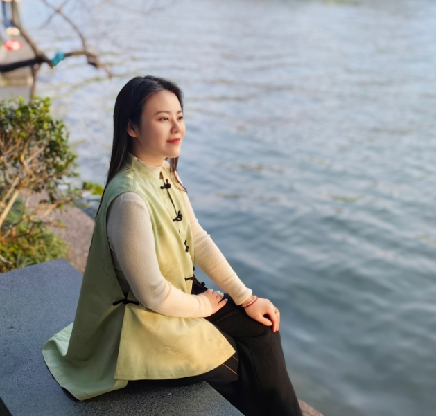 翁知宜老师
