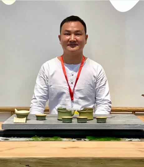 清仁易学潘清仁