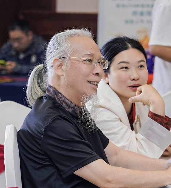 王学军 王学军