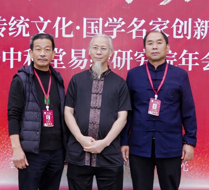 王学军 王学军