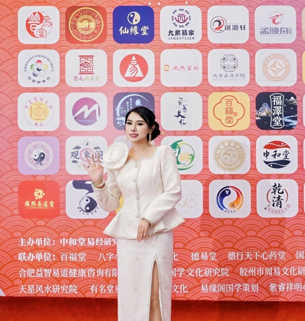 张环环 张环环