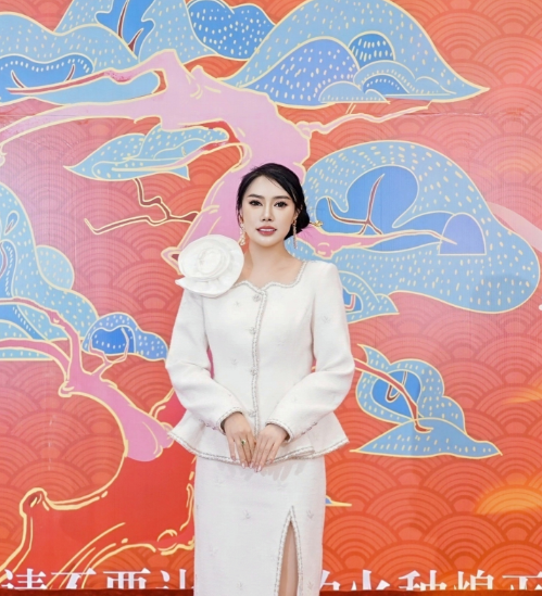 张环环 张环环