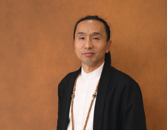 闫胜然 闫胜然