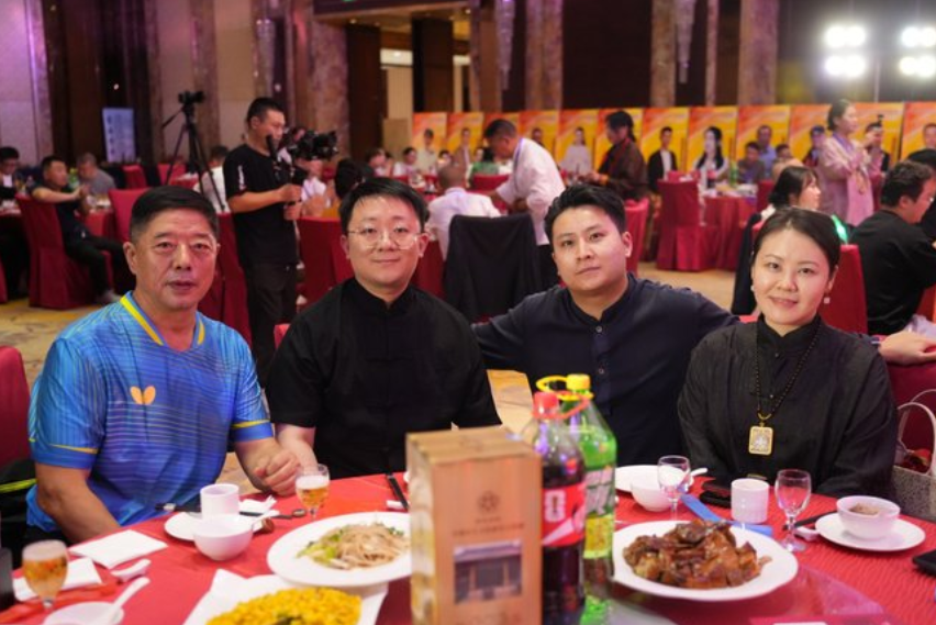 杨宗课师兄 杨宗课师兄